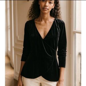 Eloquii Black Velvet V Neck Long Sleeve Top Size 16 NEW